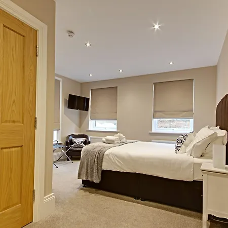 Highfield Bed & Breakfast-3